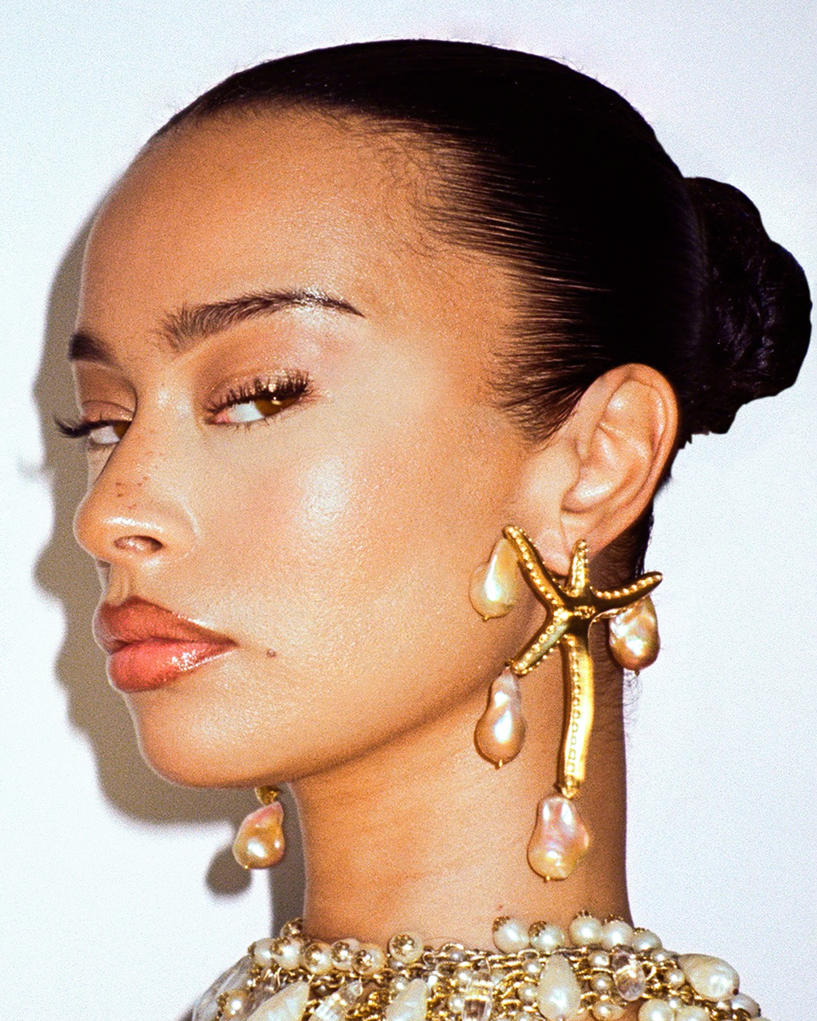 03 STAR OF THE SHOW GOLD