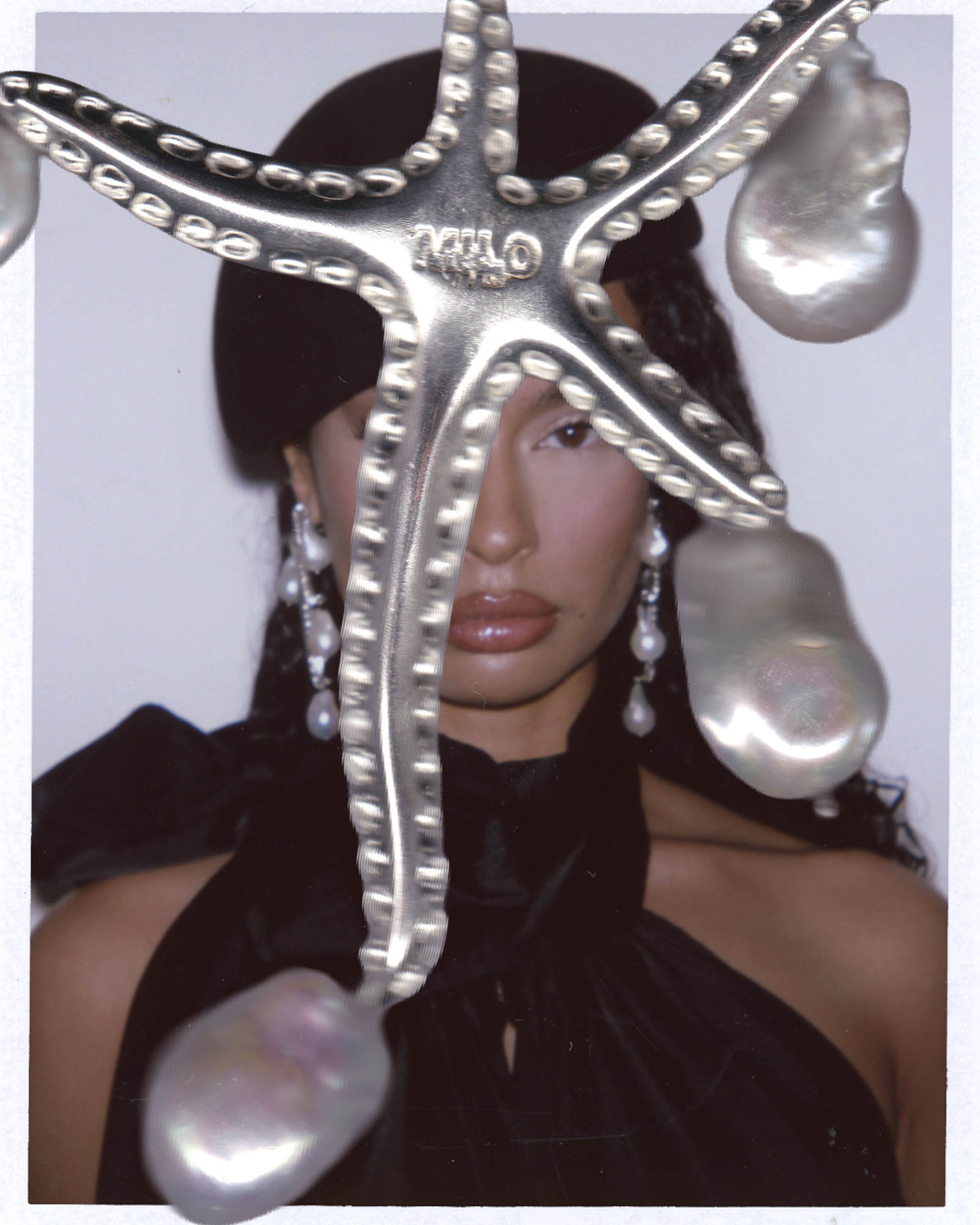 04 STAR OF THE SHOW SILVER